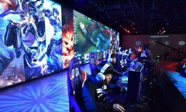 着后续强强 着后续强强